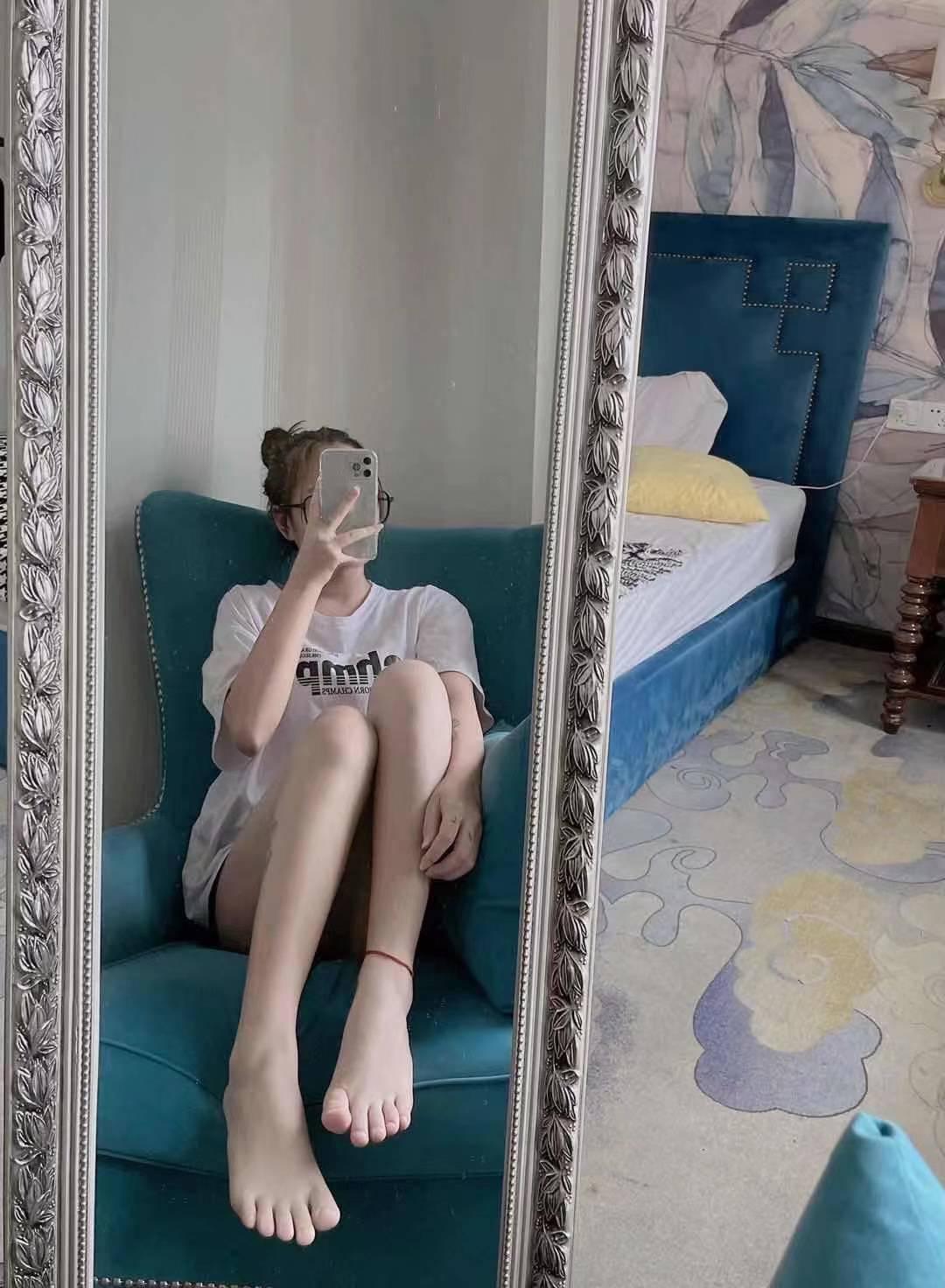 00后杨家湾玩腿年